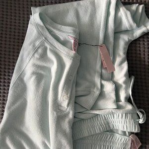 VICTORIA'S SECRET PAJAMAS